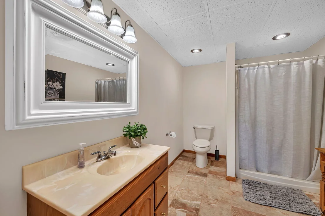 Photo of 4595 Shady Lane