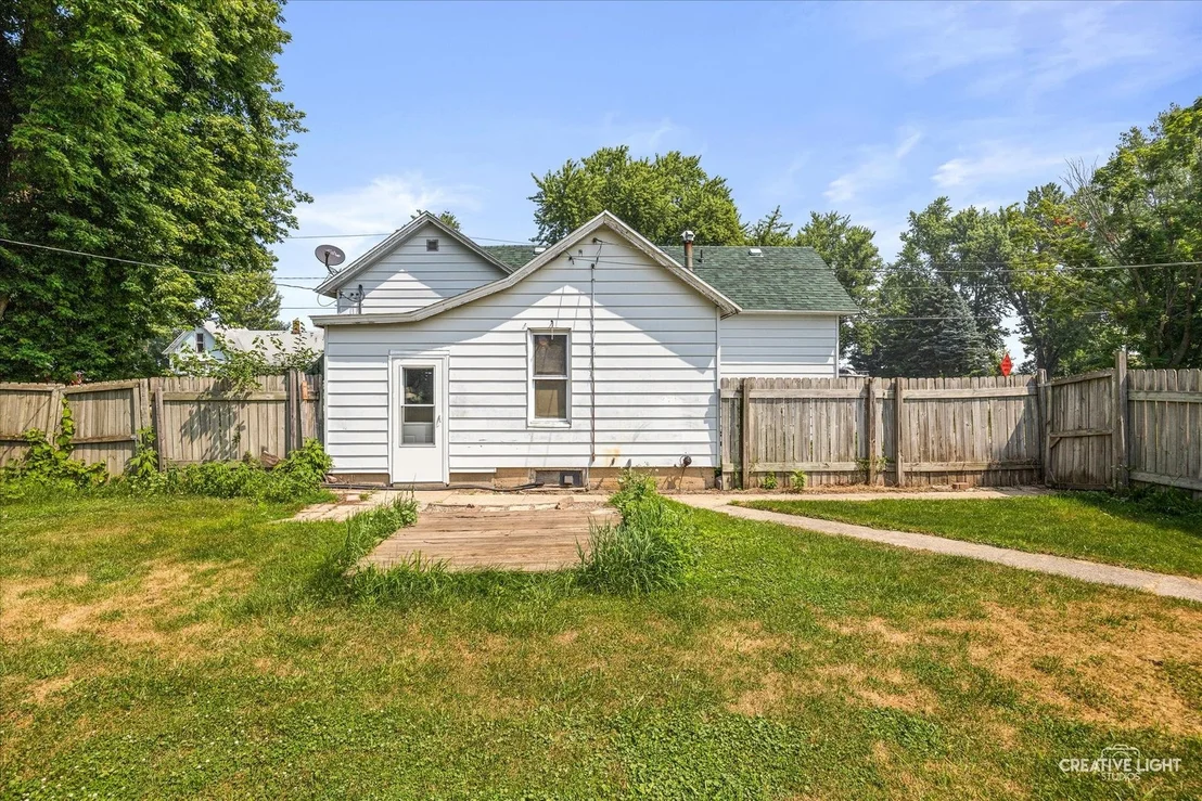 Photo of 20609 State Line Road
