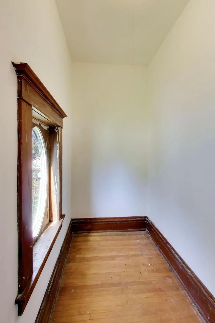 Photo of 582 PARK Street