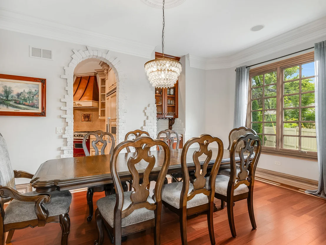 Photo of 720 Willow Road