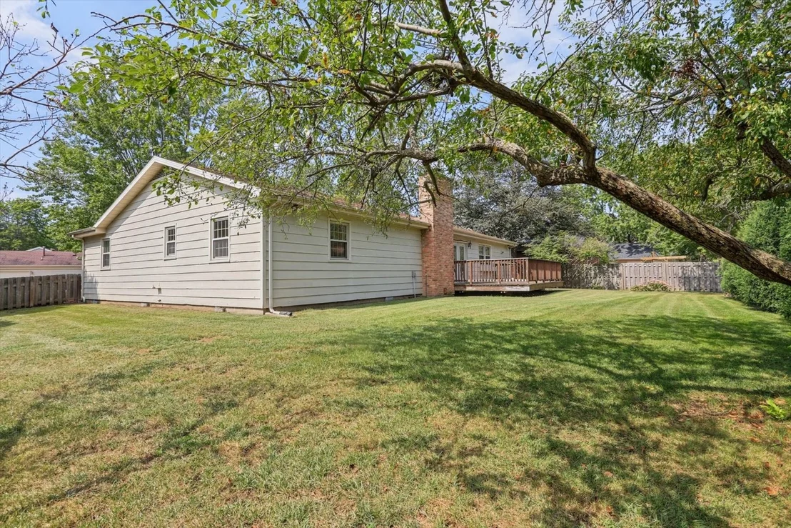 Photo of 2118 Bristol Road