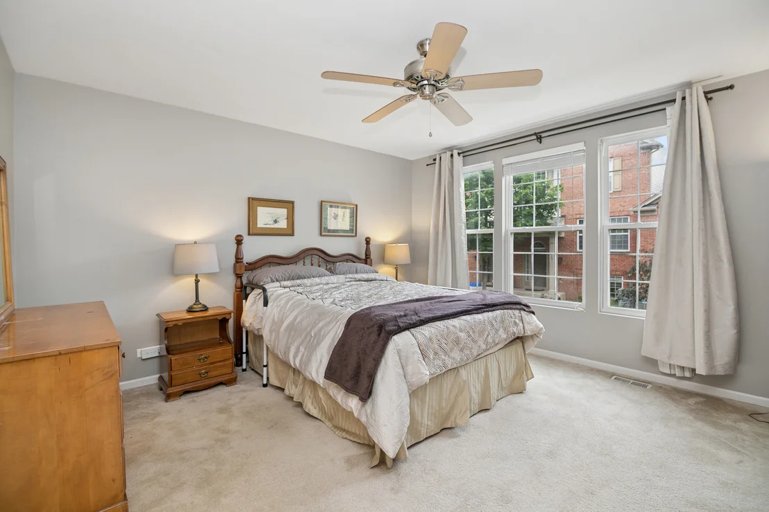 Photo of 518 Conservatory Lane
