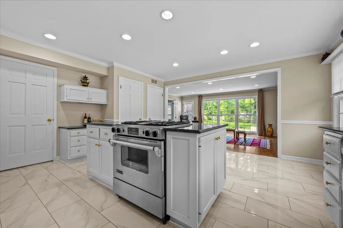 Photo of 912 Morningside Drive