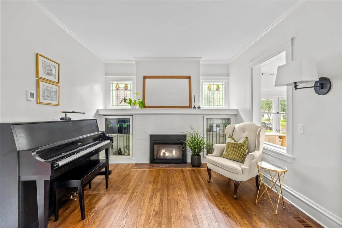 Photo of 1303 Maple Avenue