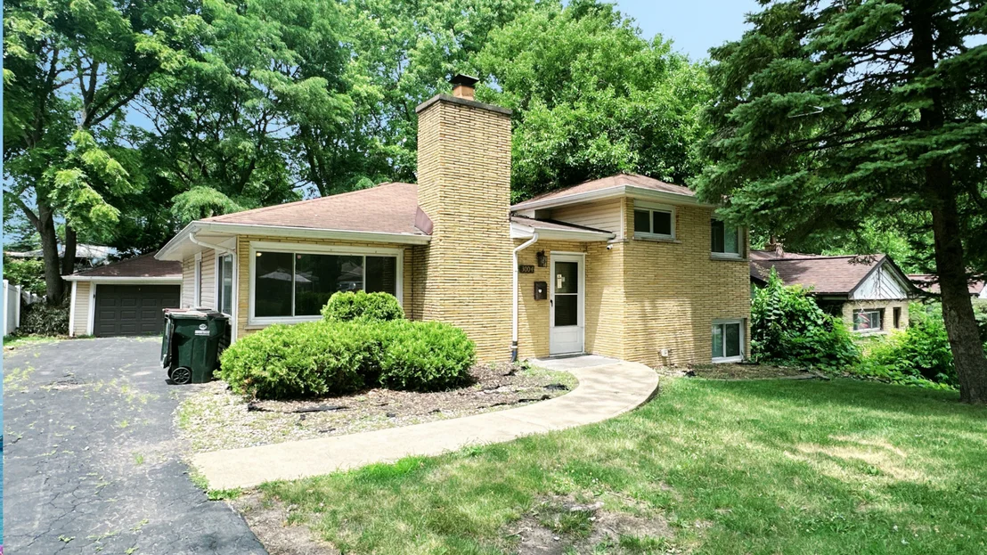 Photo of 3004 Longfellow Avenue