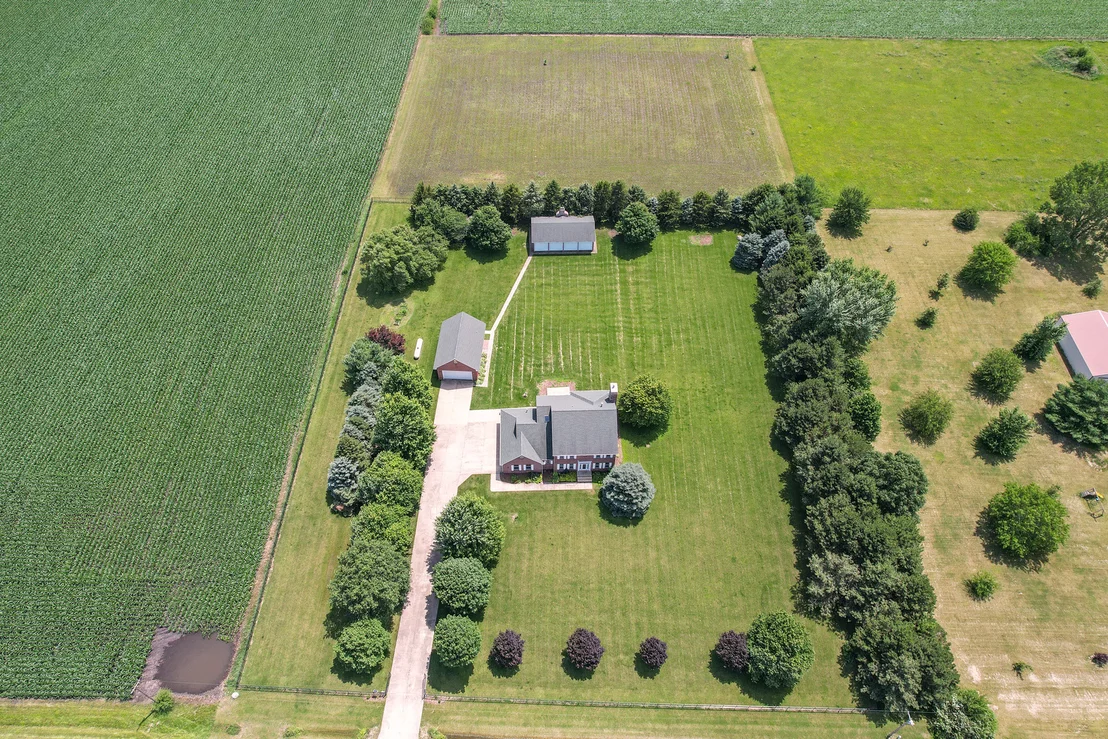 Photo of 5535 Airport Road