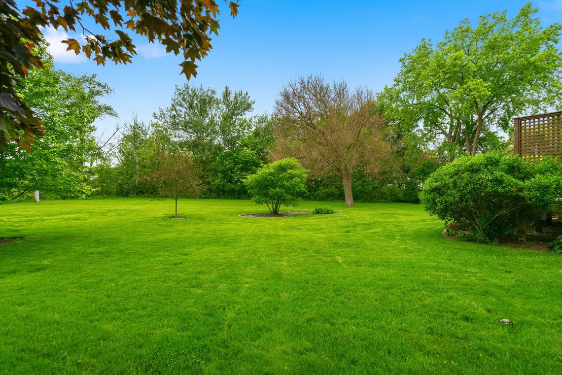 Photo of 1107 VALLEY Lane