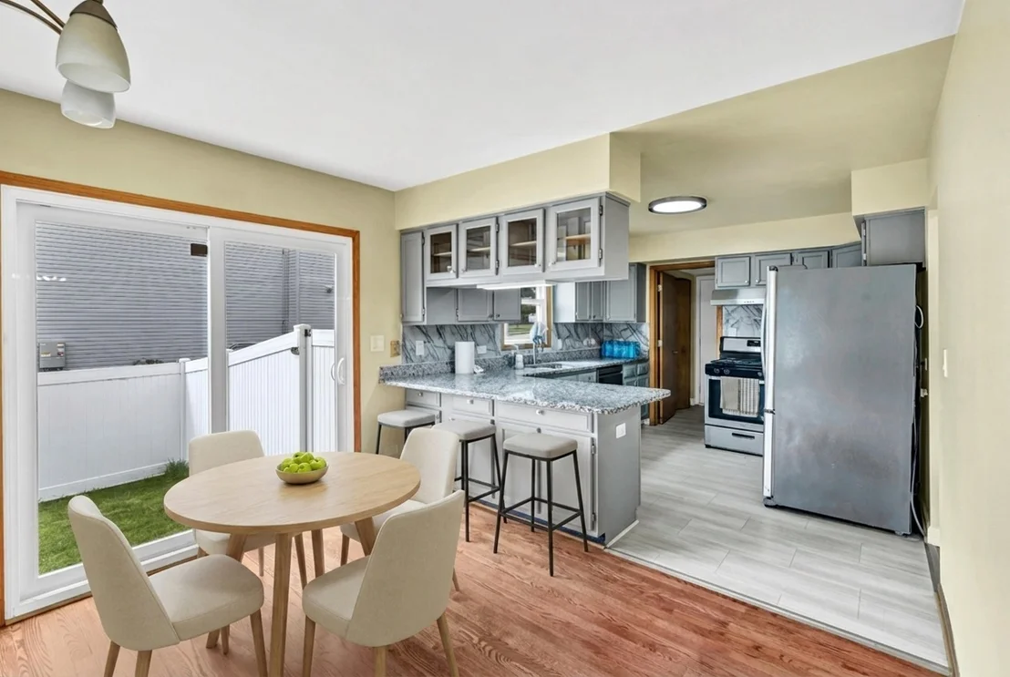 Photo of 2153 Laurel Avenue