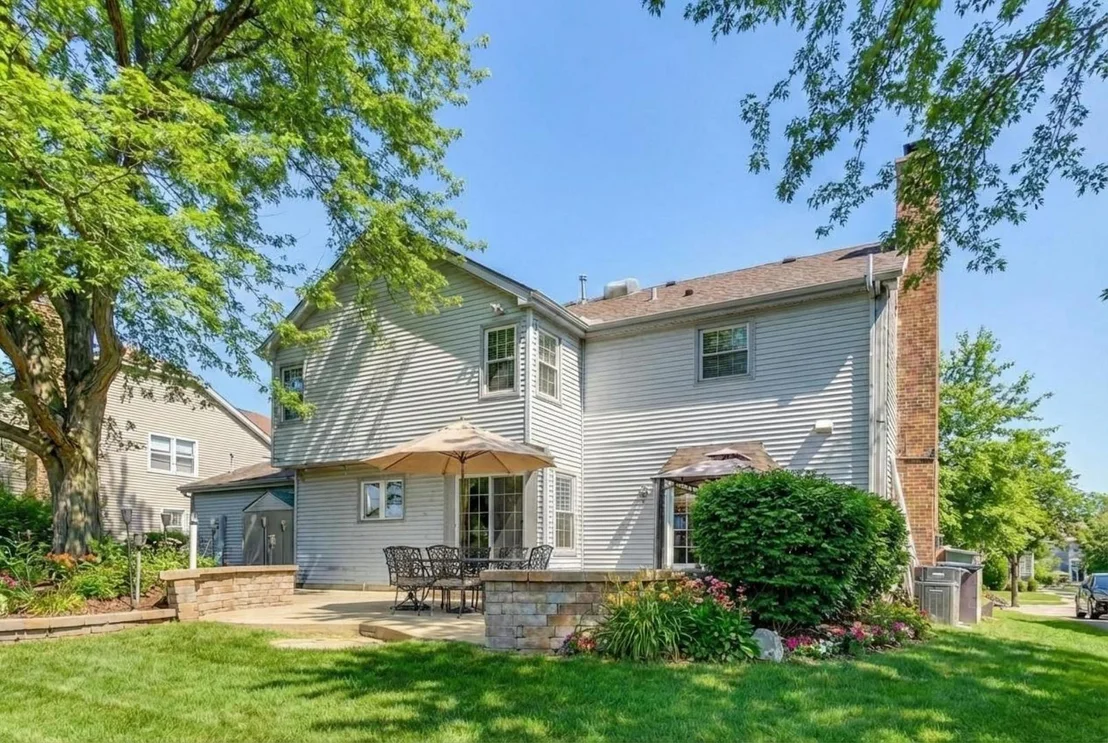 Photo of 829 Heatherstone Drive