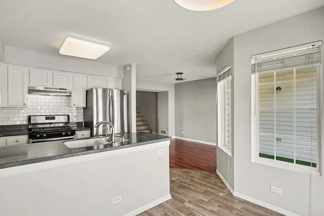 Photo of 1870 MIDDLEBURY Drive