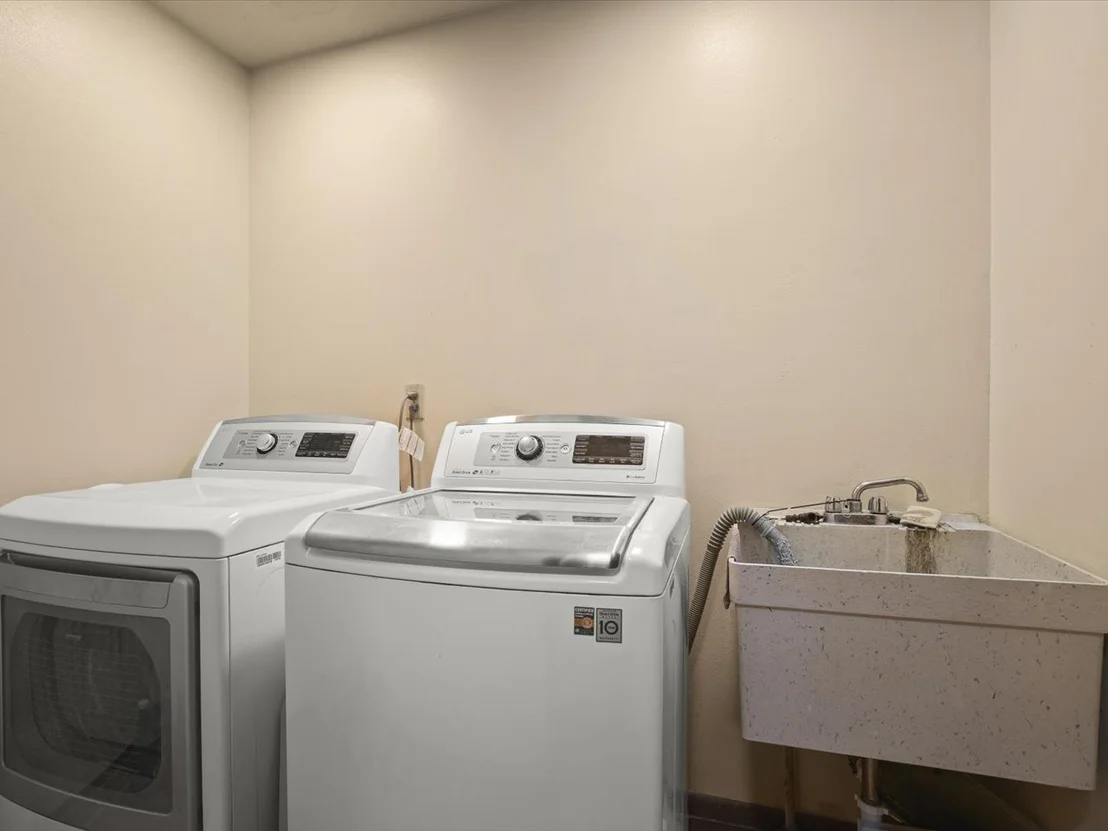 Photo of 650 Coolidge Place