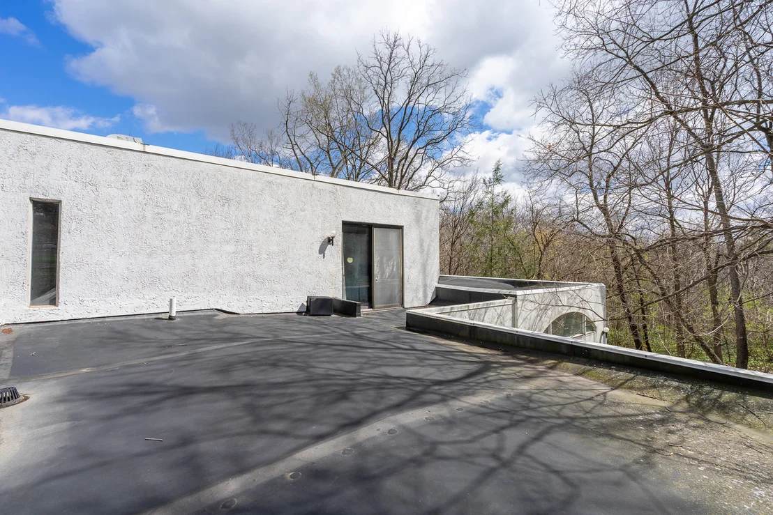 Photo of 324 Gina Drive