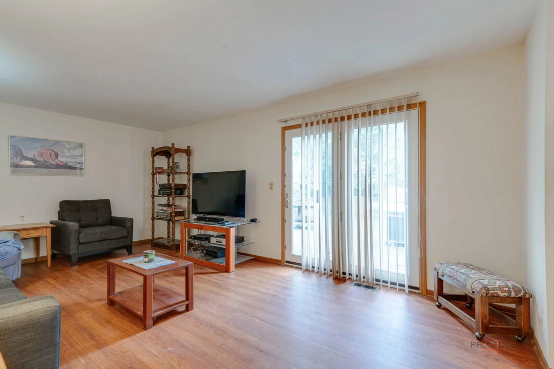 Photo of 705 Royal Glen Drive