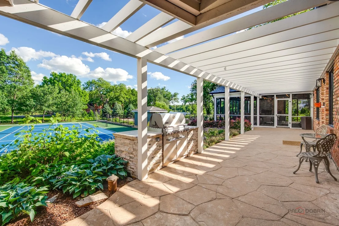 Photo of 1685 Clover Drive