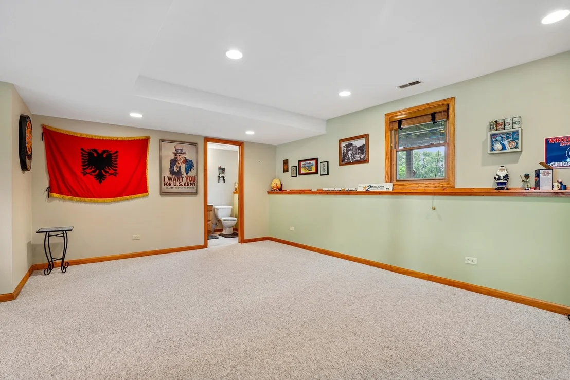 Photo of 799 Amanda Road