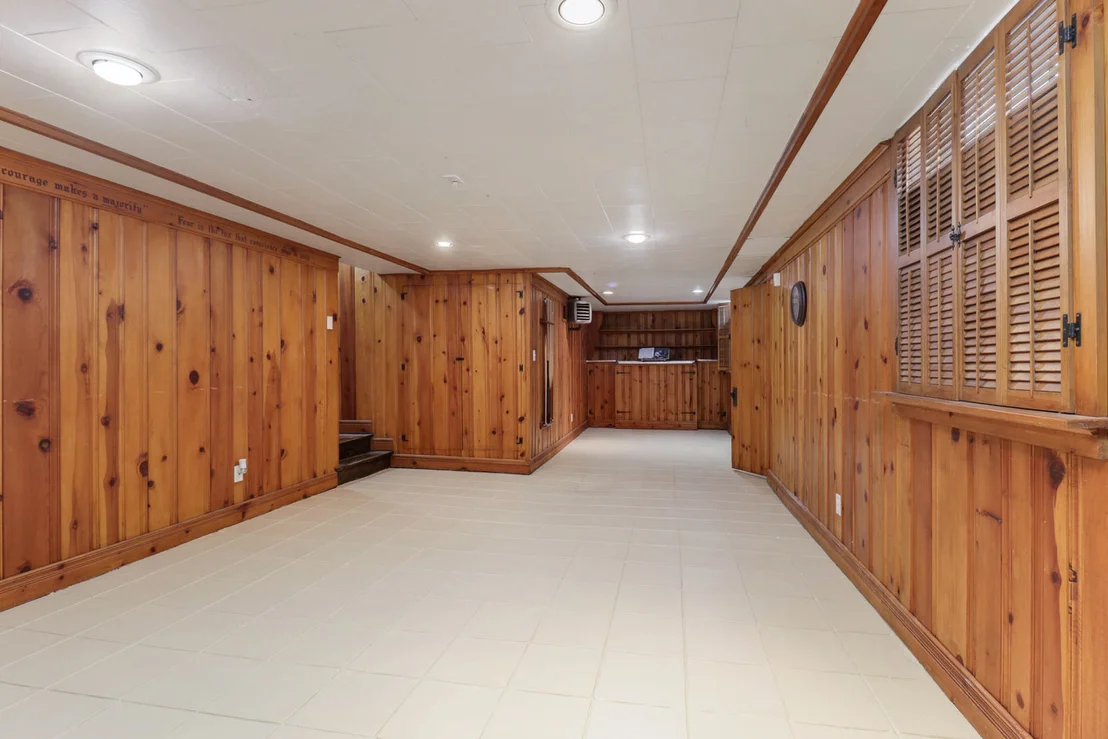 Photo of 1202 Elmwood Road