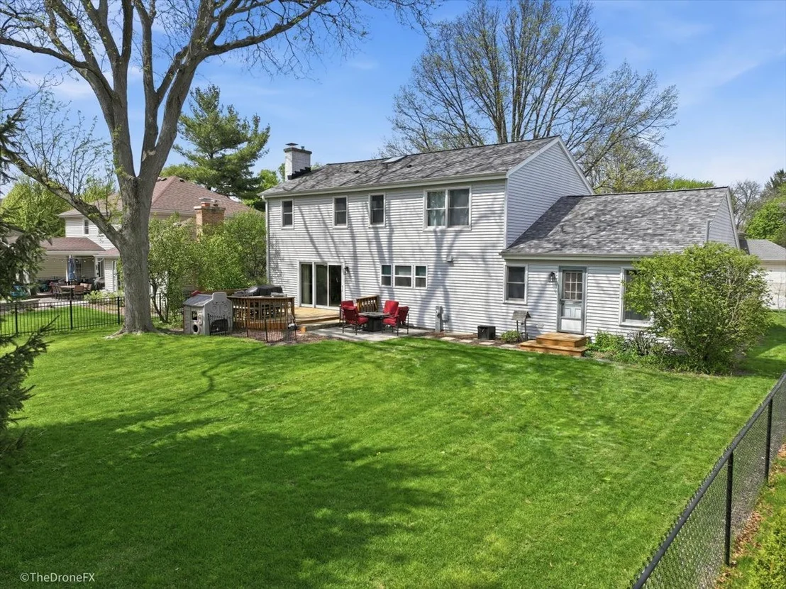 Photo of 25W767 Menomini Drive