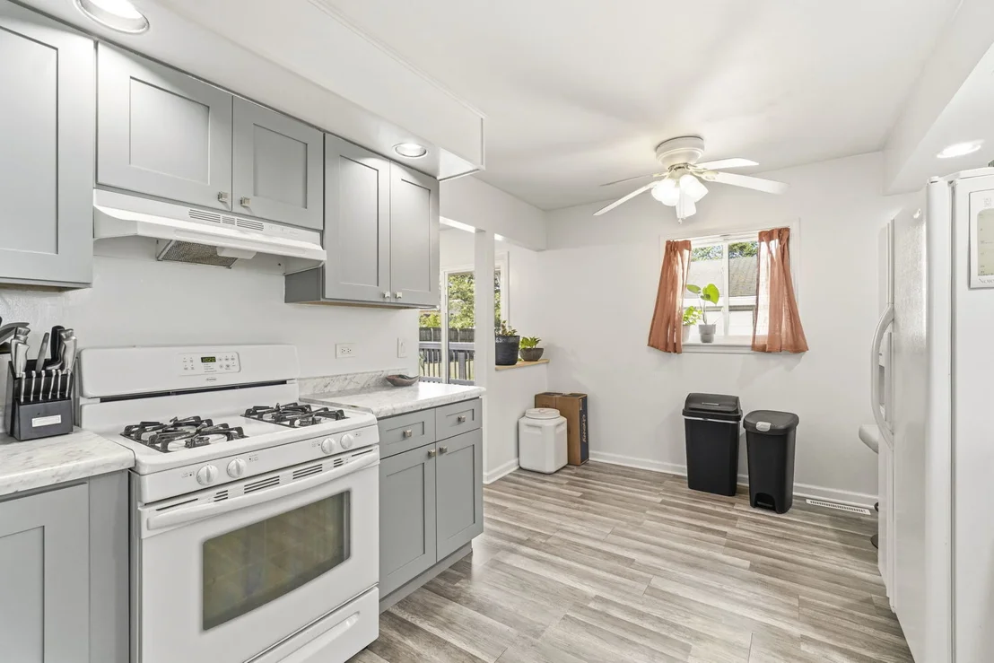 Photo of 920 Central Avenue