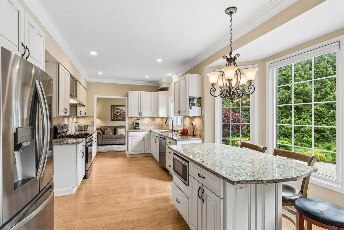 Photo of 687 Rose Lane