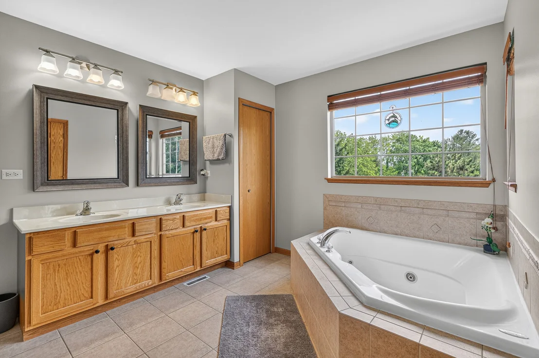 Photo of 16345 Deer Run Drive