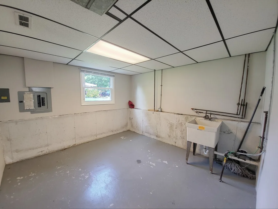 Photo of 6037 Spring Lane