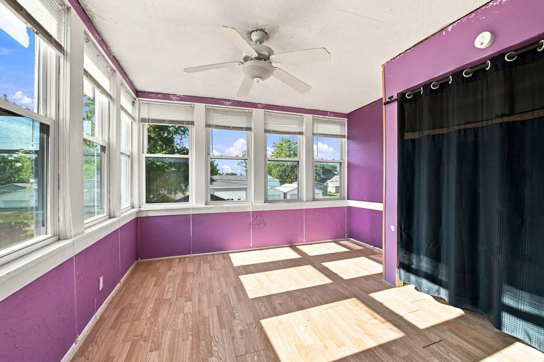 Photo of 111 W Delaware Street