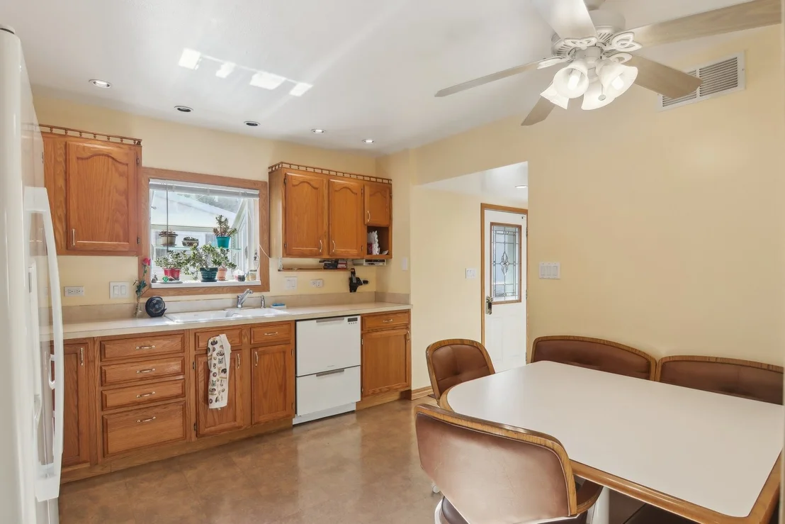 Photo of 6910 Eleanor Place