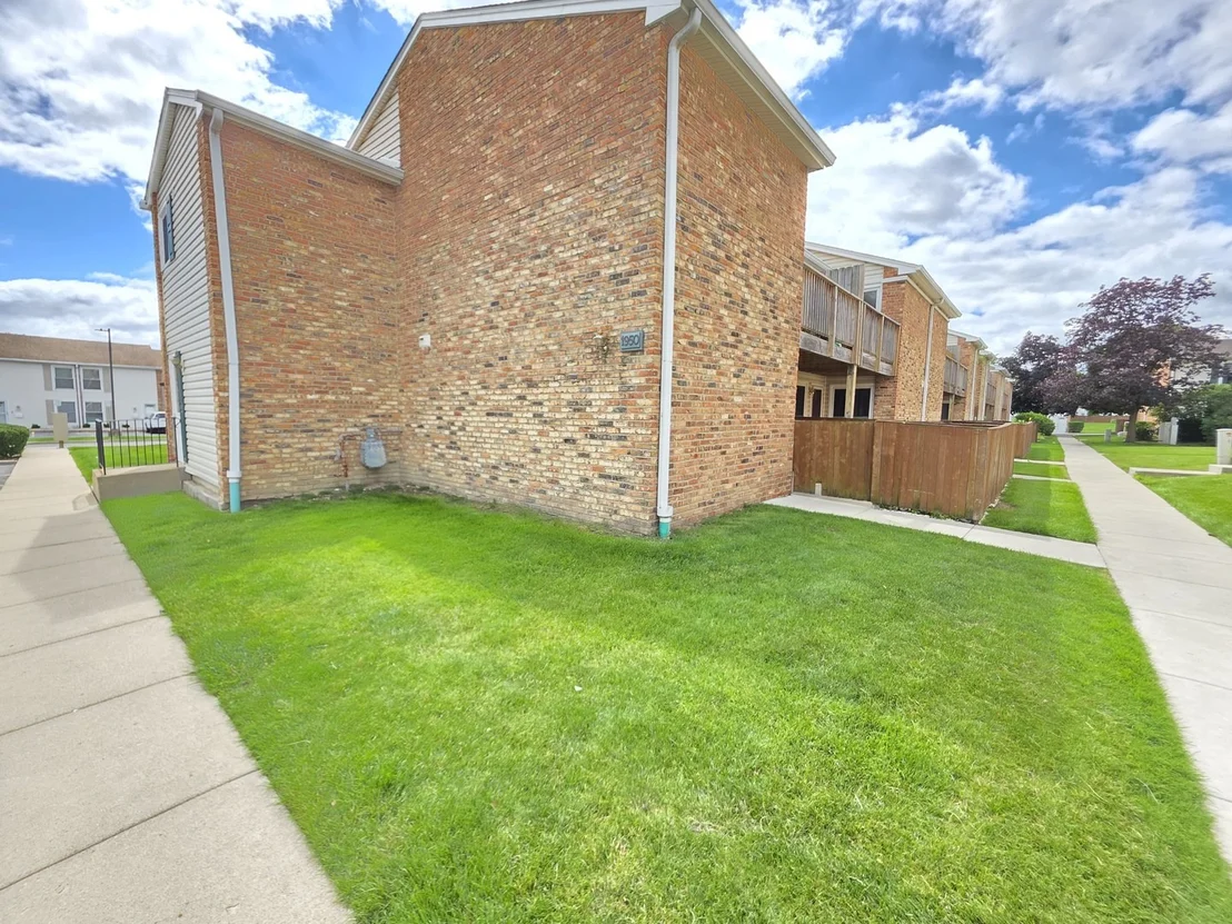 Photo of Unit A at 1950 Kenilworth Circle