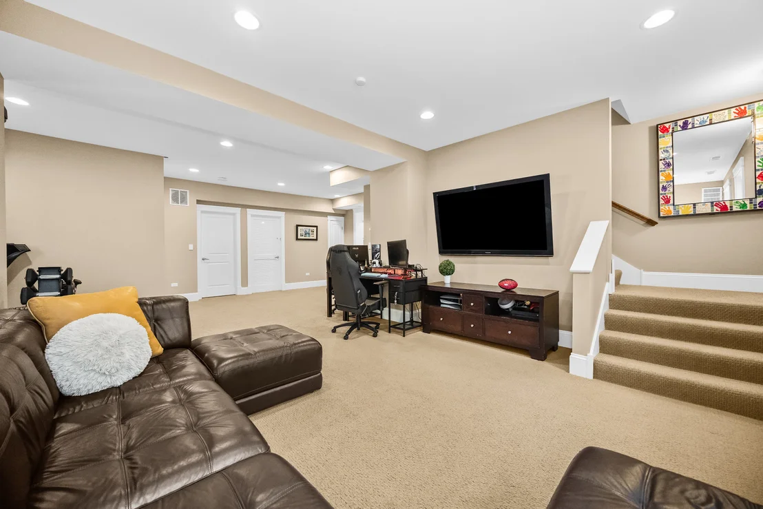 Photo of 2121 Pioneer Road