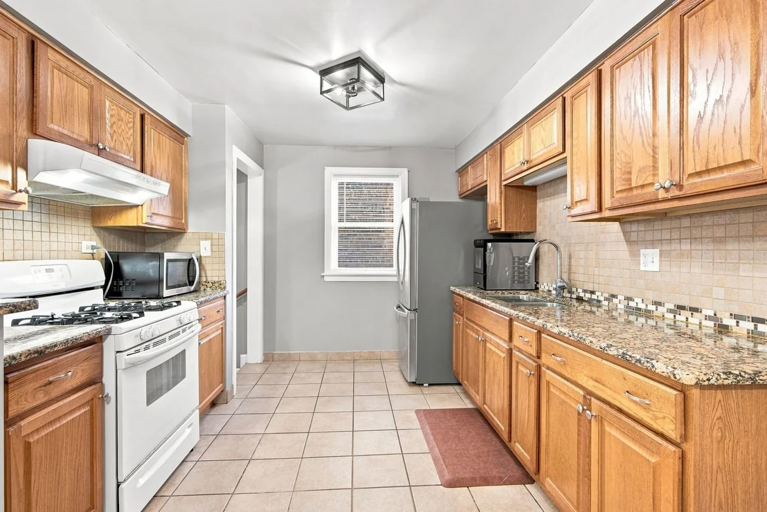 Photo of 3649 W 58th Place
