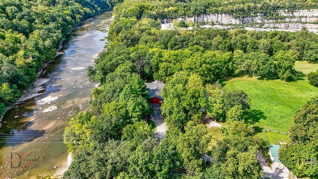 Photo of 779 N 2249th Road