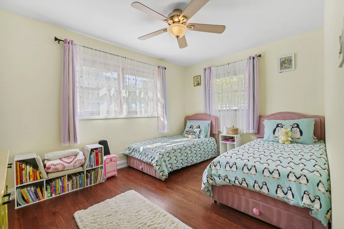 Photo of 421 Vassar Lane