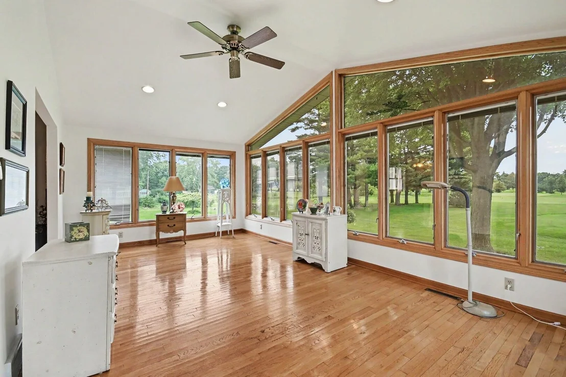 Photo of 524 Parkside Drive