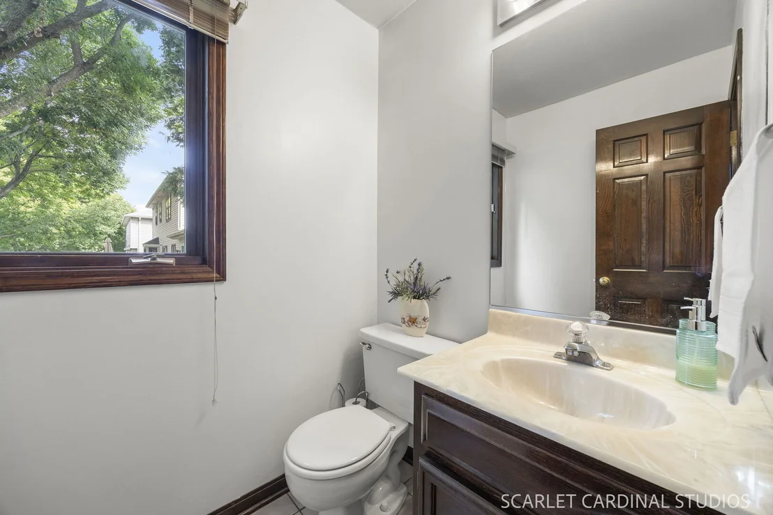 Photo of 849 S River Road