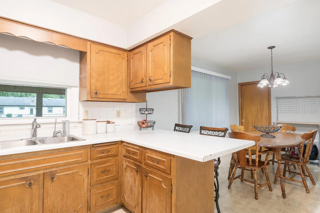 Photo of 1098 Karner Drive