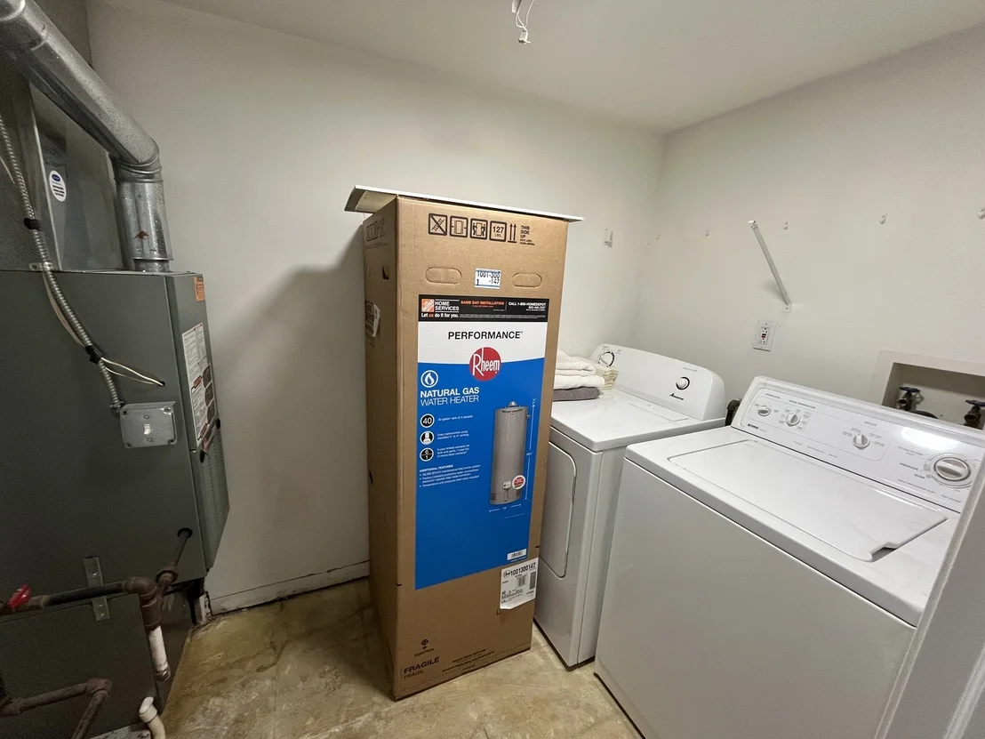 Photo of Unit B at 320 Buckingham Circle