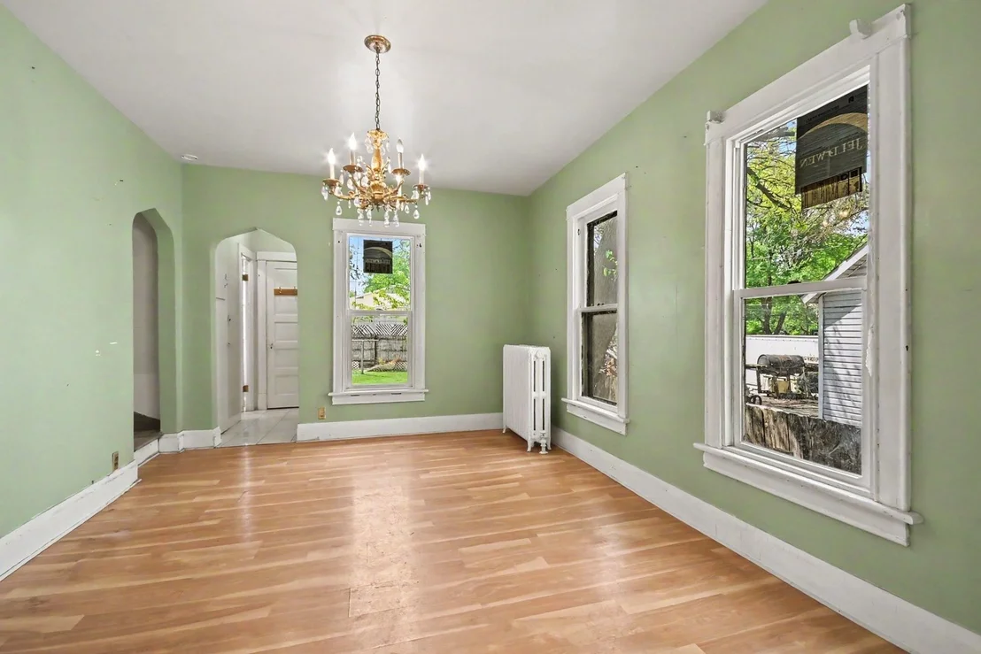Photo of 456 Florence Avenue