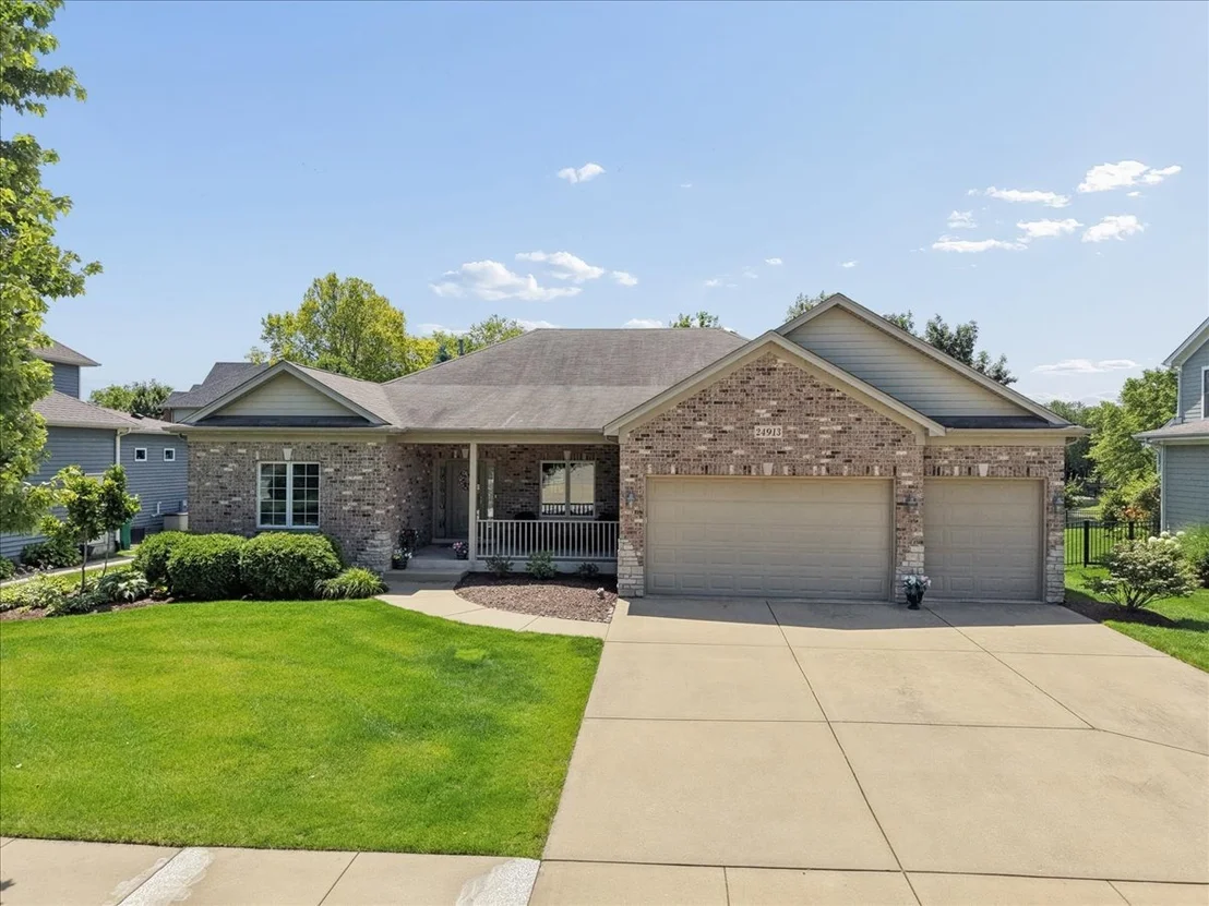 Photo of 24913 Thornberry Drive