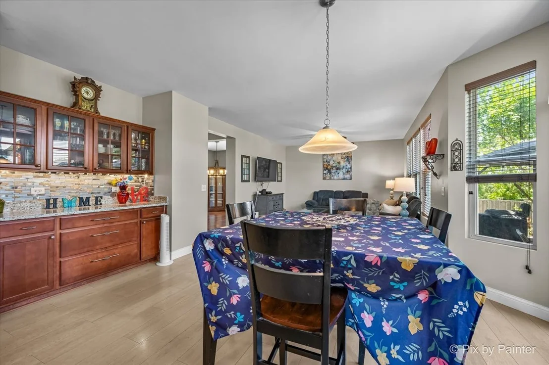 Photo of 909 Avalon Way