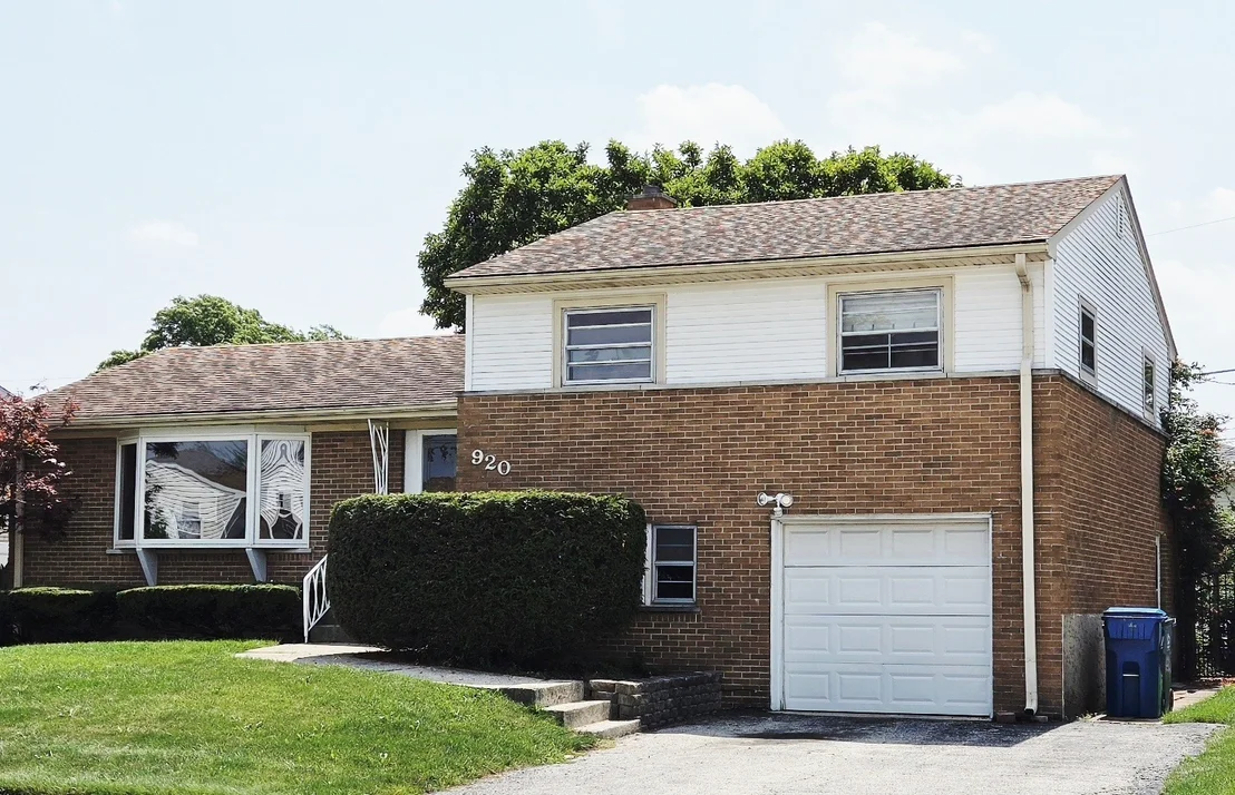 Photo of 920 Park Drive