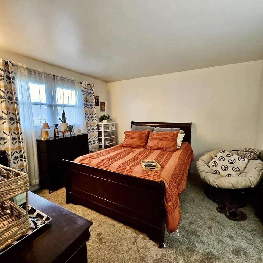 Photo of 829 Academy Avenue