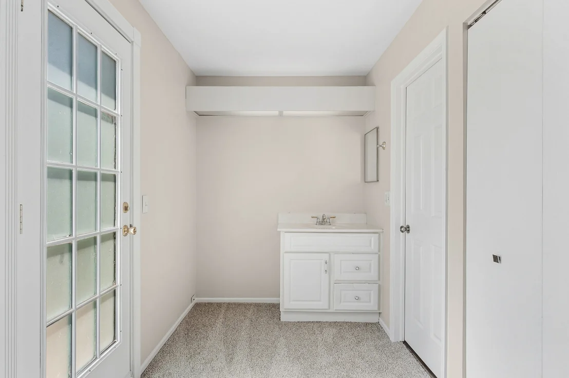 Photo of 465 Ridgefield Drive