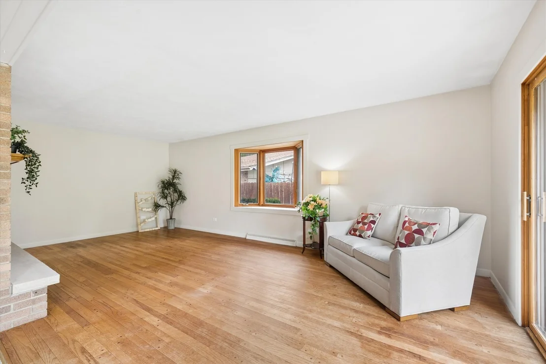 Photo of 1535 Easy Street