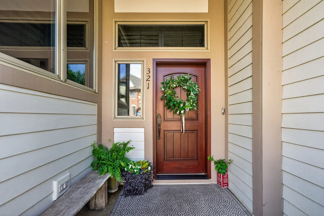 Photo of 321 Brownstone Drive