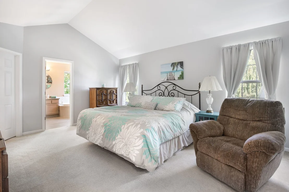 Photo of 6233 Formoor Lane
