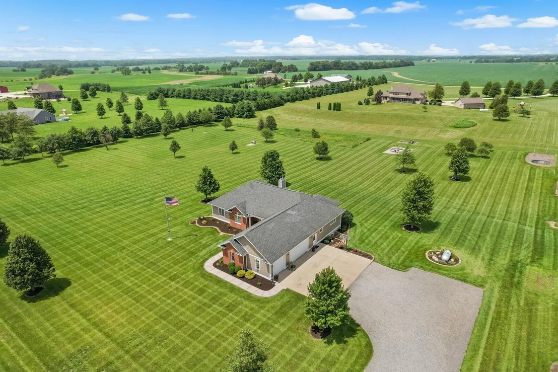 Photo of 724 N County Road 2175 Road