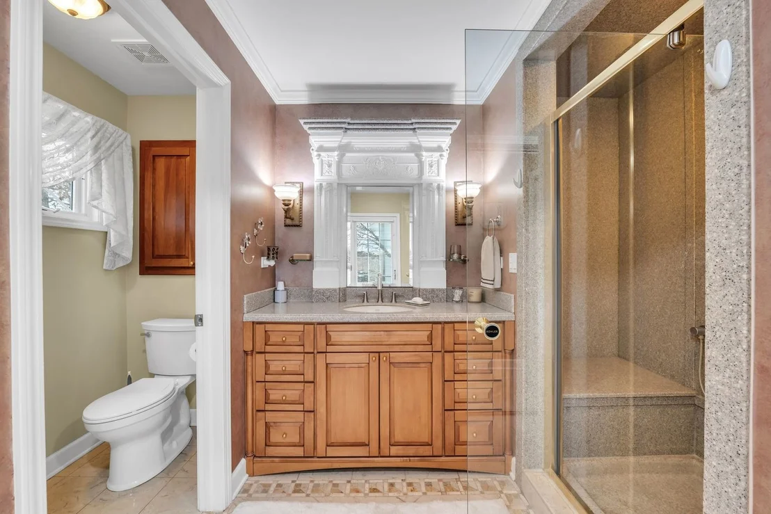 Photo of 10 Deerpath Lane