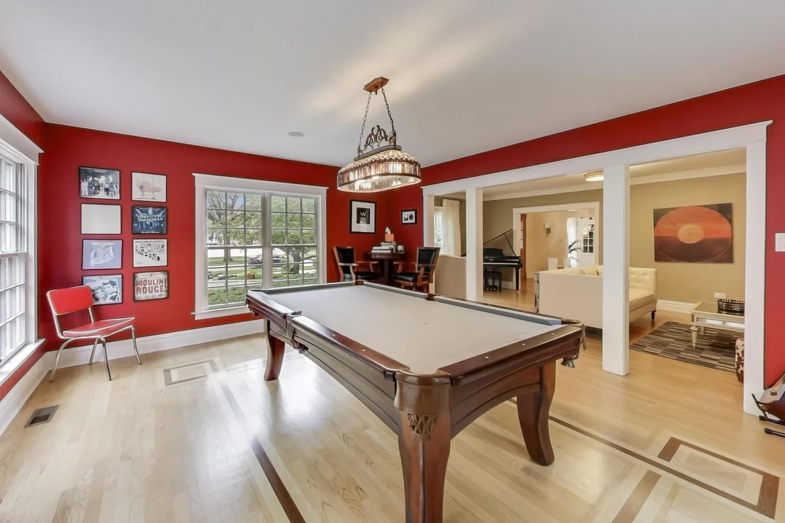 Photo of 547 JACKSON Avenue