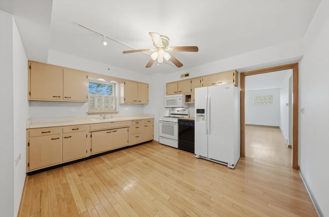 Photo of 2912 Old Glenview Road