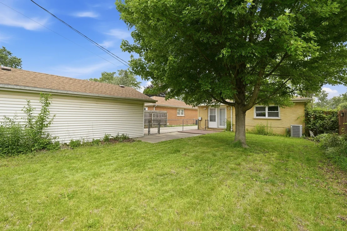 Photo of 3861 153rd Place
